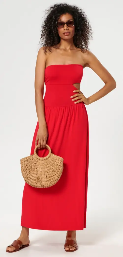 Dlouhé červené letní šaty bez ramínek